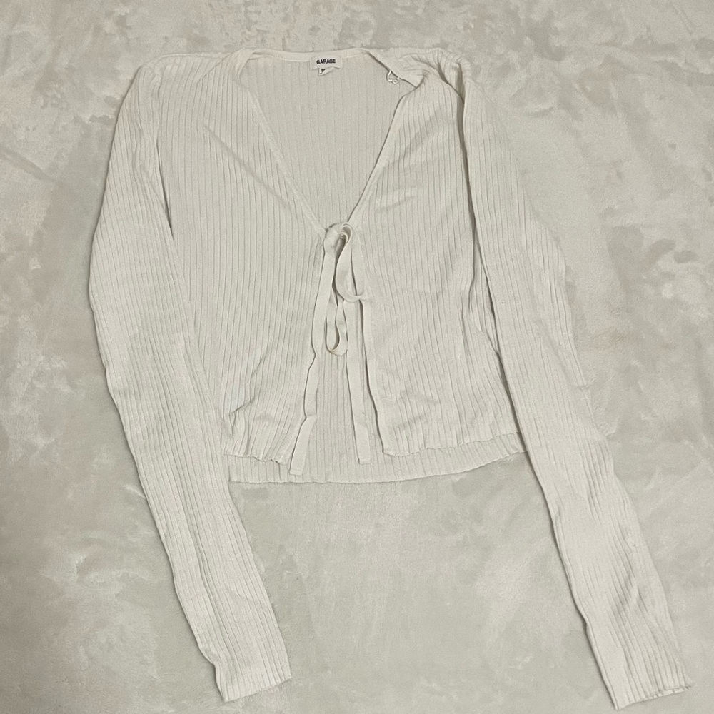 Garage Tie Top